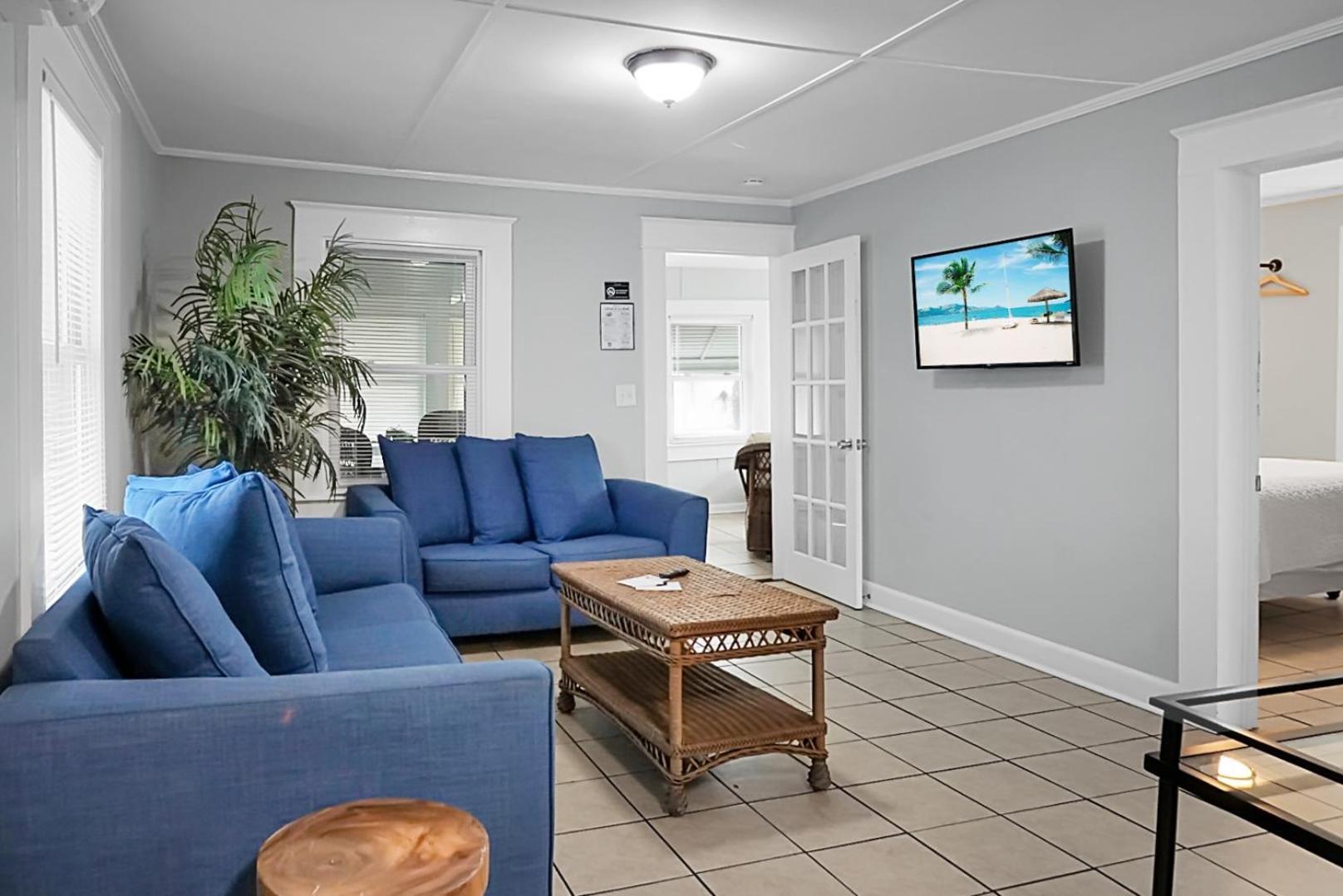 Seabirds Motel At Kure Beach Exterior photo
